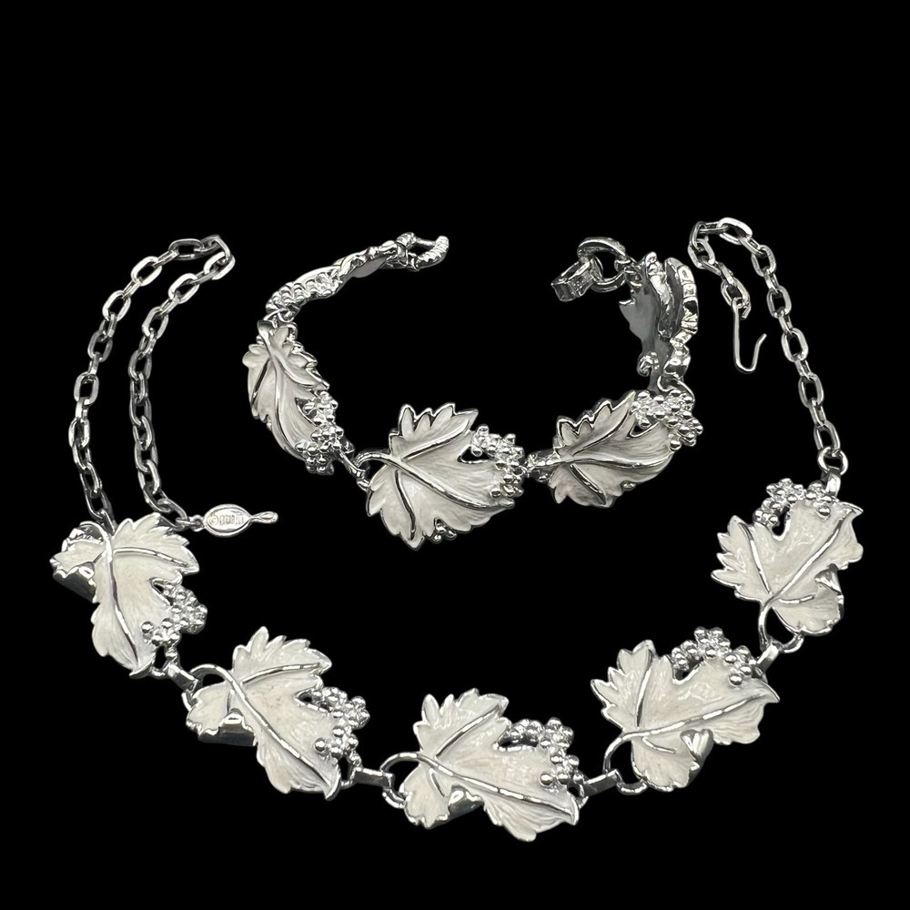 Vintage Sarah Coventry Whispering Leaves Necklace Bracelet Set Silvertone Enamel